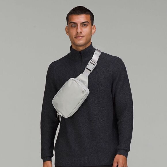 NWT Lululemon Everywhere Belt Bag Silver Drop LARGE - Picture 4 of 7